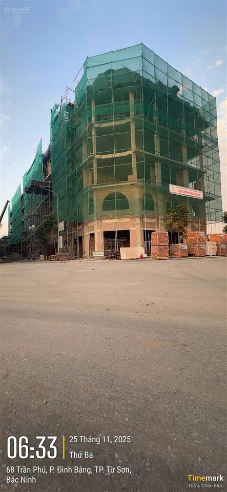 Chủ cắt lỗ 1 tỷ shophouse view phố đi bộ 2 mặt tiền đón sóng vin yên thường, cầu đuống