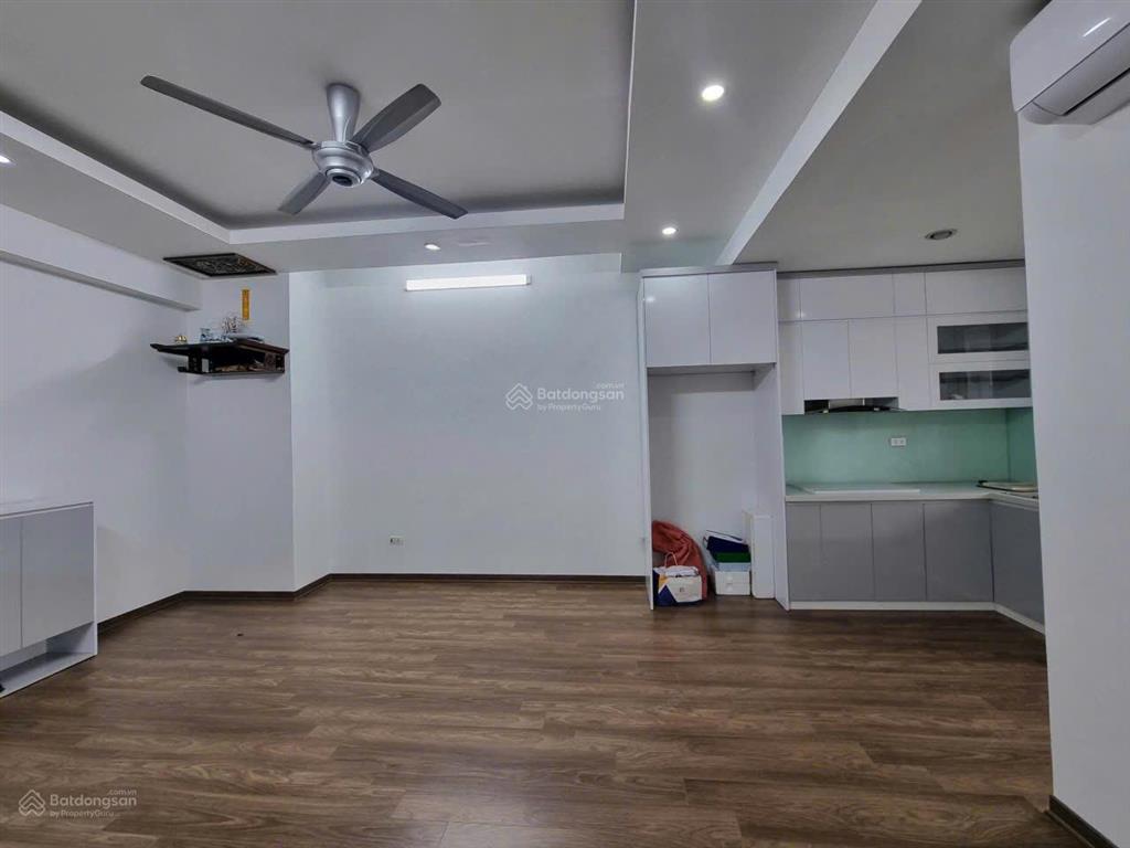 Bán căn hộ 70m2  2 ngủ 2 vs  tòa 19t hộ khẩu kiến hưng hà đông  giá chỉ 3.7x tỷ  full nội thất