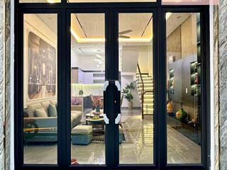 Nhà đẹp xây mới sân rộng ngay phố đình đông  lạch tray chỉ hơn 3 tỷ