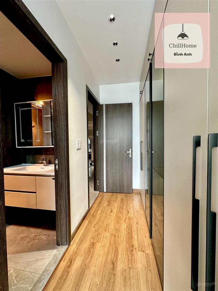 Tuyệt phẩm thiết kế hiện đại 80m2 mặt đường khu lê chân  aeon  thang máy