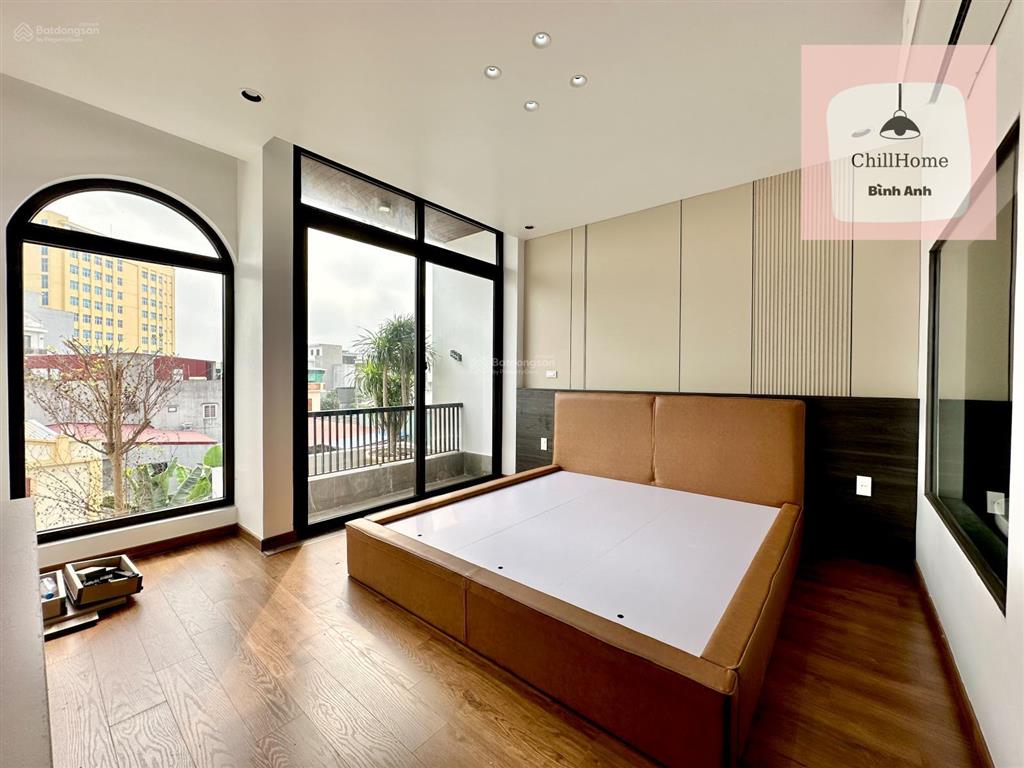 Tuyệt phẩm thiết kế hiện đại 80m2 mặt đường khu lê chân  aeon  thang máy