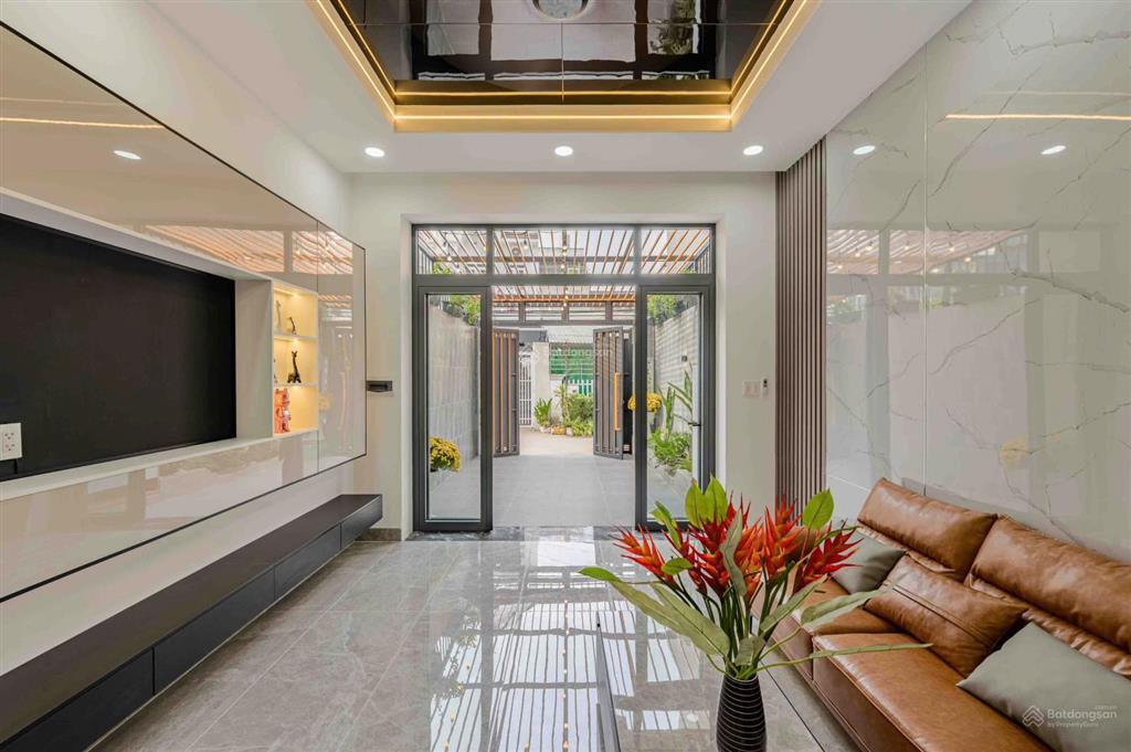 Chính chủ bán nhà siêu đẹp trục hà huy giáp p. thới an (thạnh xuân, q12 cũ)
