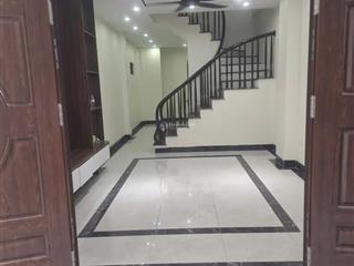 Nhà mới tinh kiêu kỵ  4 tầng  40m2 chưa từng ở