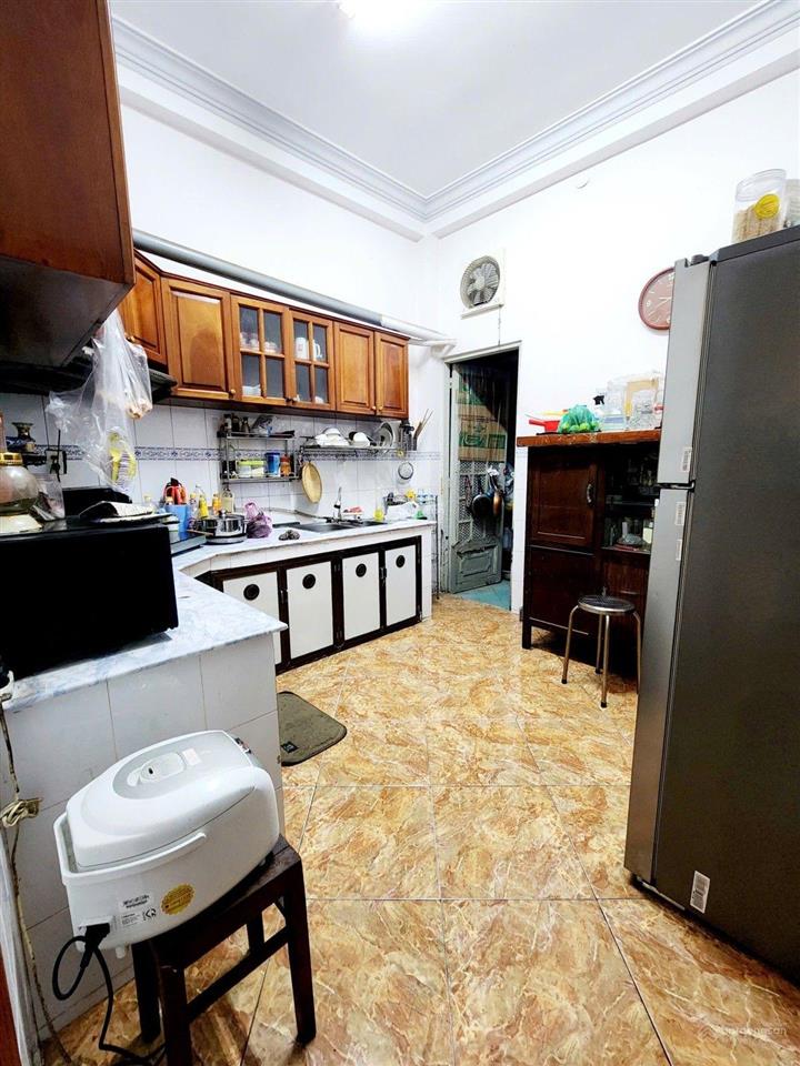 Nhà đẹp tân bình gần lý thường kiệtgiáp q10xe hơi vô cửa60m22tầng(4,5x14m)nhỉnh 6tỷ