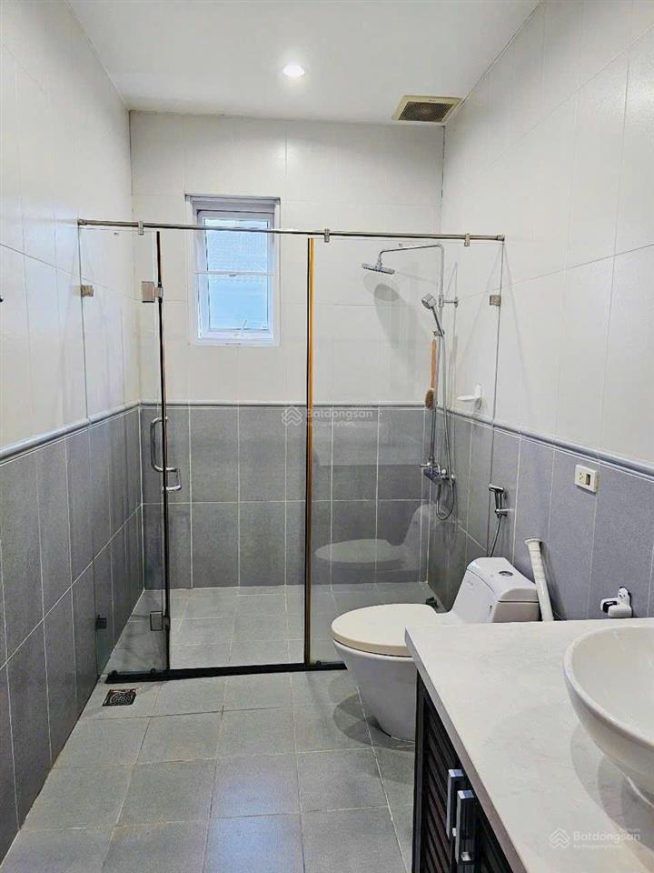 Cho thuê biệt thự jamona home resort hiệp bình phước, gần chợ đầu mối 4pn sân oto full nội thất