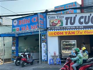 Nhà trệt lầu,4 phòng trọ,mặt tiền đường 11 linh xuân,full thổ cư,sẵn dòng tiền 20tr/th