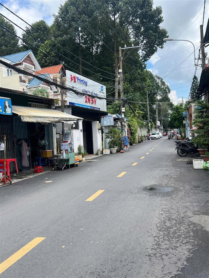 Siêu thơm,nhà mặt tiền kinh doanh 2 tầng sát hoàng diệu 2, linh trung, khu sầm uất, hoàn công đủ