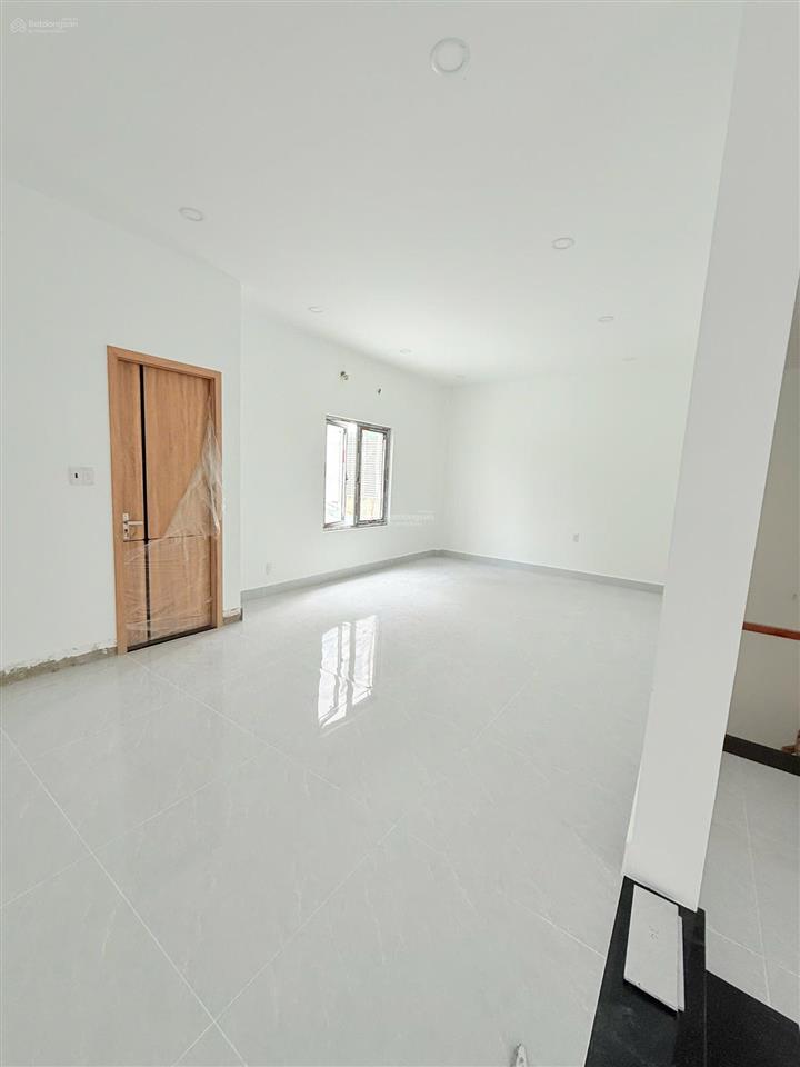Biệt thự khu bình dân,gần gigamall,chợ hiệp bình ,vạn phúc, oto đậu nhà, đường xe tải