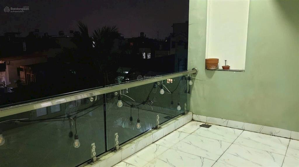Cho thuê nhà nguyên căn đường 22 linh đông,hẻm xe hơi,4pn sẵn nội thất, gần phạm văn đồng