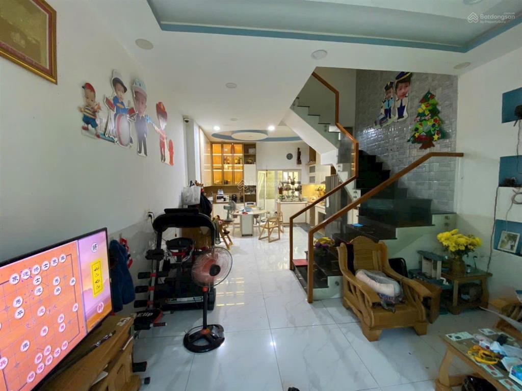 Cho thuê nhà nguyên căn đường 22 linh đông,hẻm xe hơi,4pn sẵn nội thất, gần phạm văn đồng