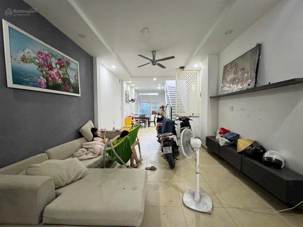 Bán nhà trệt lầu hẻm xe hơi đường 22 linh đông, gần vành đai 2, cách phạm văn đồng chỉ 1p