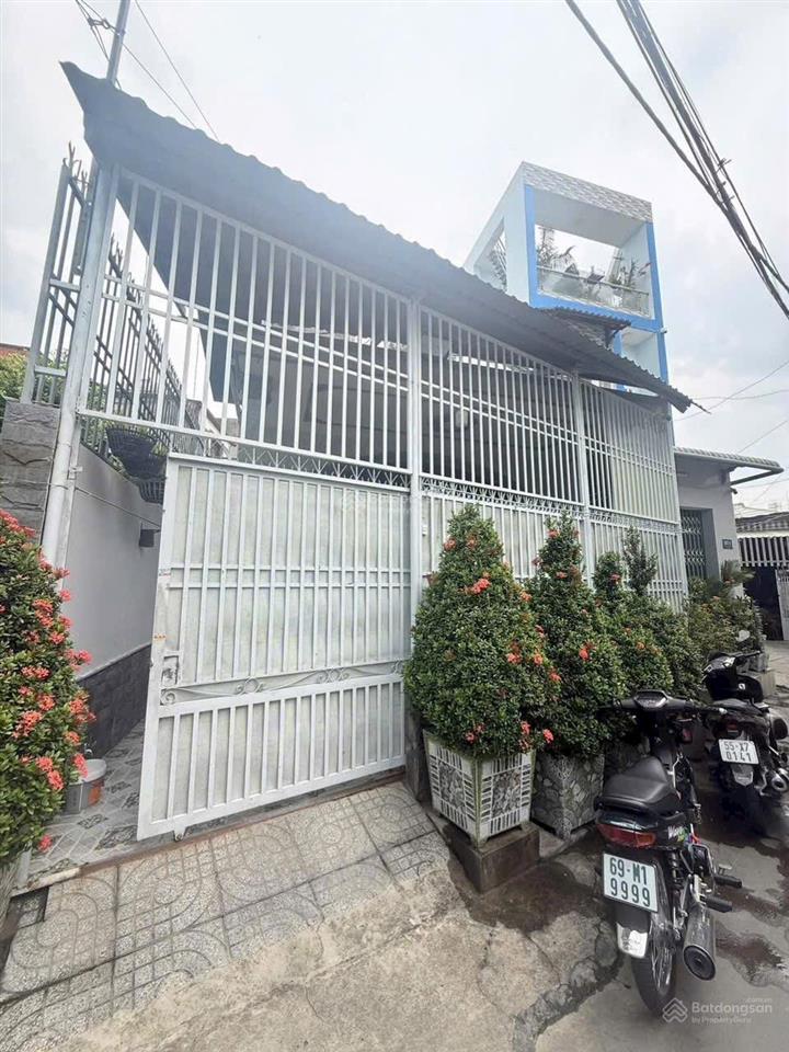 Nhà cấp 4 hẻm bagac,đường tô ngọc vân,phường linh đông,cách phạm văn đồng 100m,ngang 6m,nở hậu