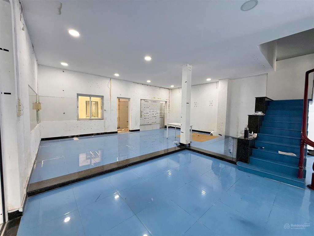 Biệt thự mặt tiền khu bên sông phường hiệp bình chánh, gần tttm gigamall, thích hợp ở và vp