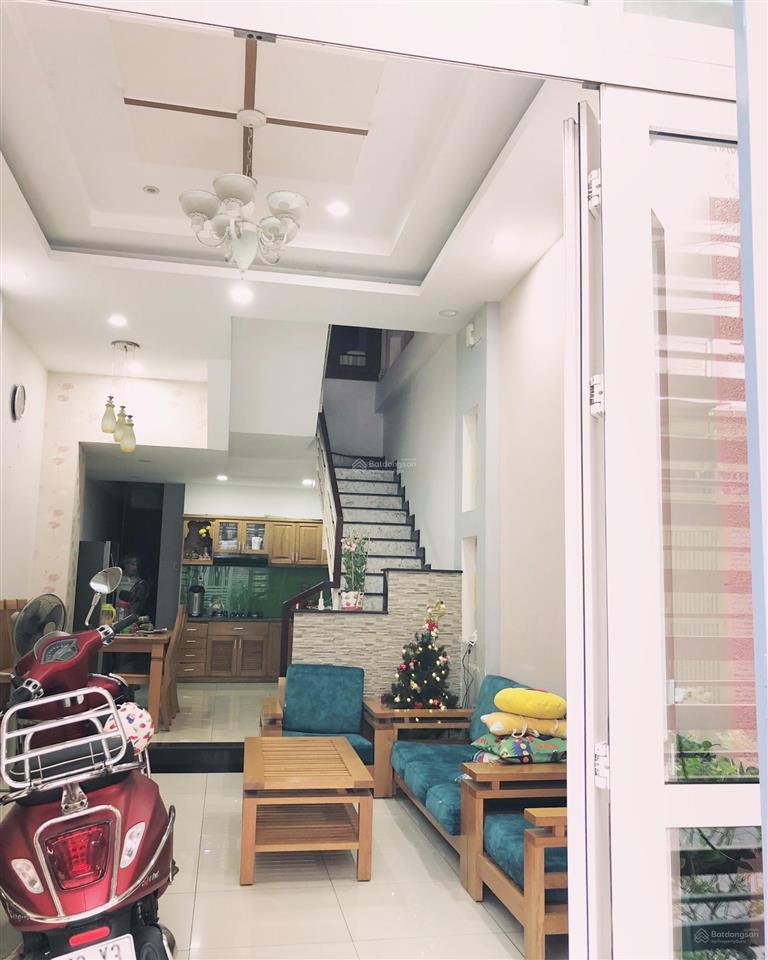 Nhà nguyên căn hẻm xe hơi gần vạn phúc city, đại học luật