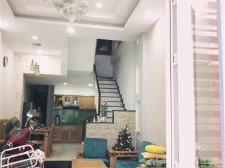 Nhà nguyên căn hẻm xe hơi gần vạn phúc city, đại học luật