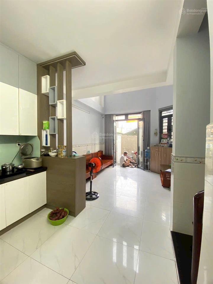 Nhà 3 lầu ngay võ văn ngân vincom thủ đức sổ hồng khu trung tâm