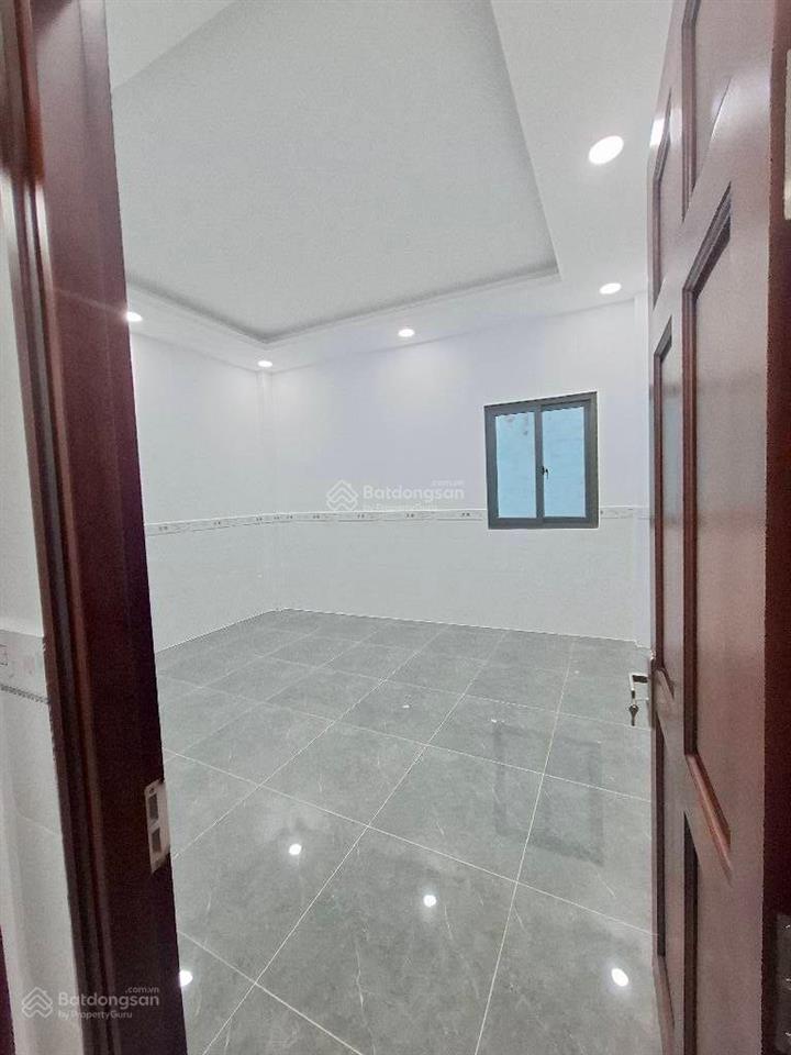 Bán nhà kdc nam hùng vương , bình tân đường 8m , dt 4x16 . giá chỉ 8.3 tỷ