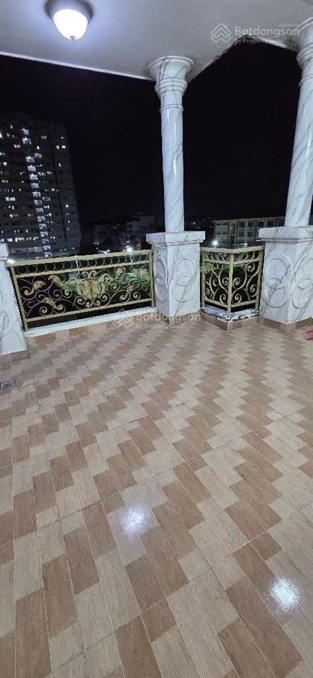 Bán nhà an dương vương  bình tân  xe hơi ngủ trong nhà  đường 10m  5 tầng( 4x17) giá chỉ 9.2 tỷ