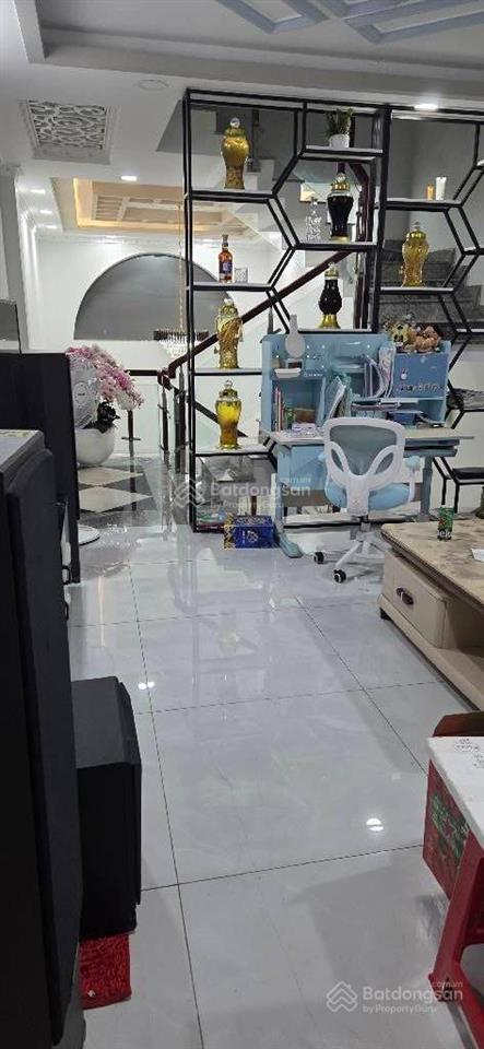 Bán nhà an dương vương  bình tân  xe hơi ngủ trong nhà  đường 10m  5 tầng( 4x17) giá chỉ 9.2 tỷ