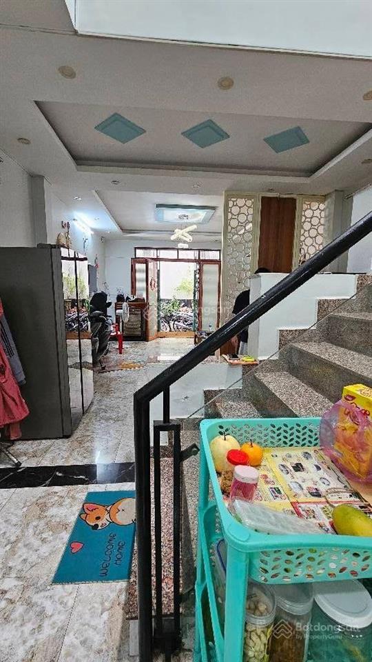 5.65 tỷ hxh khu tô hiệu, 4.3x13m vuông vức không lg, 2 tầng btct