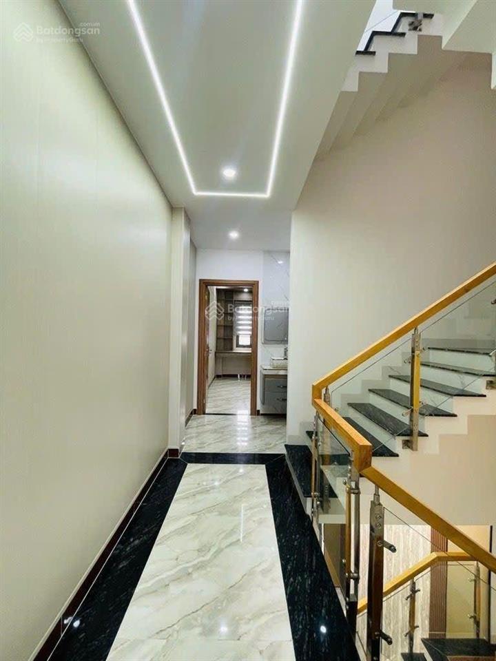 Xây mới 100% kế tên lửa, bình trị đông 5 tầng 4x14m chỉ 7.2 tỷ
