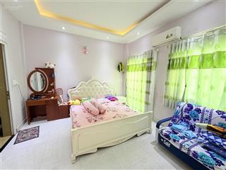 Bán nhà ngay phan đăng lưu, phú nhuận xe hơi đậu ngay nhà 48m 3 tầng 3pn giá 7,8 tỷ thương lượng