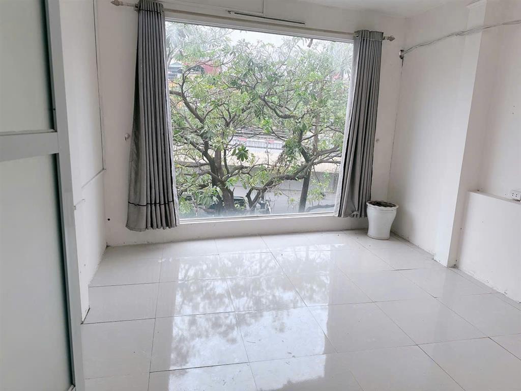 CHO THUÊ CẢ NHÀ MẶT PHỐ SỐ 143 NGUYỄN CHÍ THANH - LÁNG HẠ - ĐỐNG ĐA - HÀ NỘI.