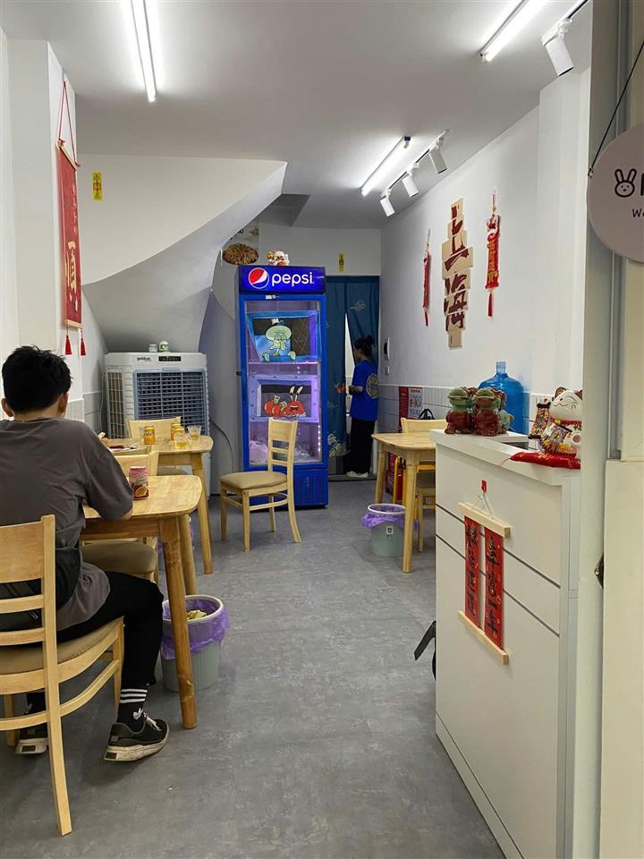 CHÍNH CHỦ CHO THUÊ NHÀ NGUYÊN CĂN 4 TẦNG TẠI 17 NGUYỄN VĂN TUYẾT, PHƯỜNG TRUNG LIỆT, QUẬN