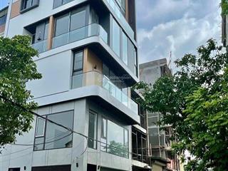 Bán nhà tđc cổ linh x6,7 tầng thang máy,60m mt 6.4m lô góc 2 mặt tiền thoáng sáng