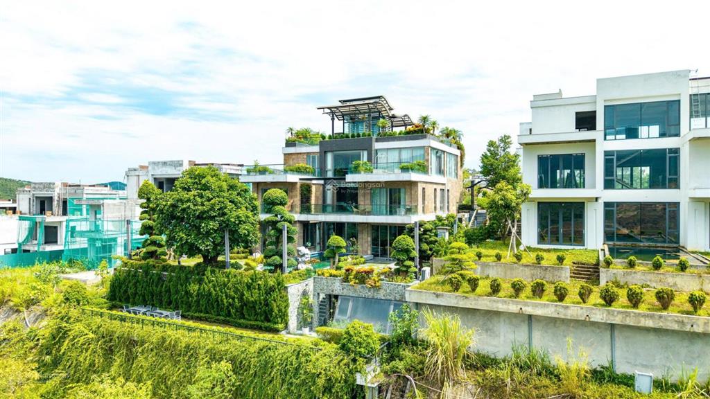 Bán bt tại ivory villas & resort, 6,8 tỷ, 400m2, 4pn, 6 wc, pháp lý đầy đủ, nhận nhà ngay