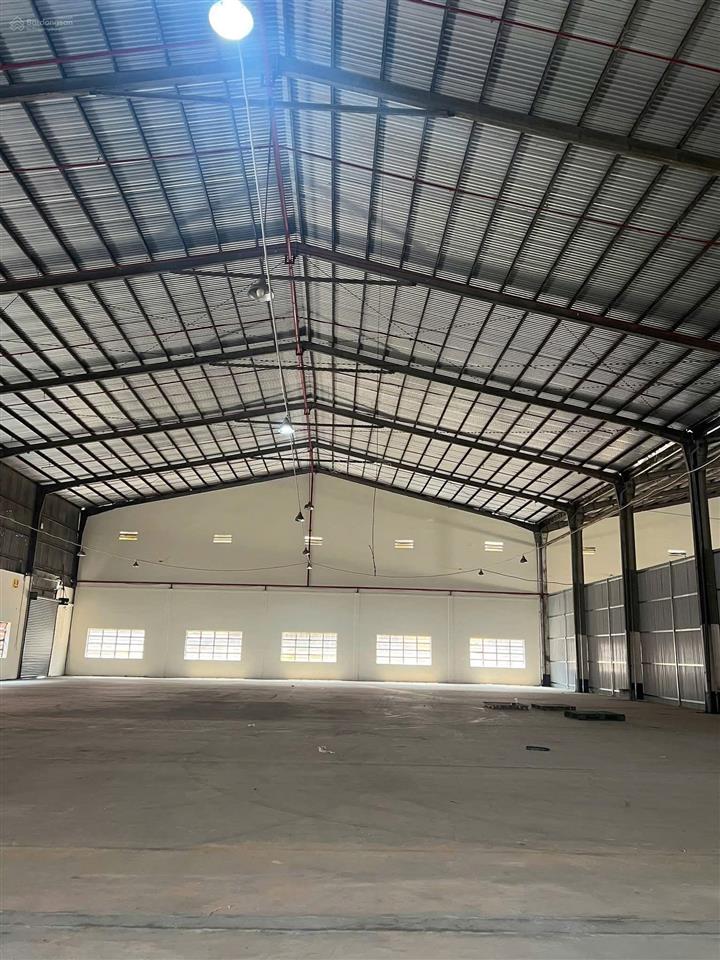 700m2 mặt tiền đường long vân quy nhơn làm show room