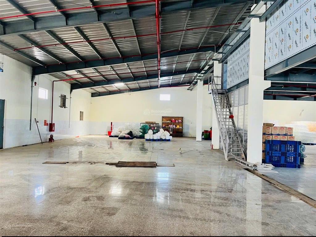 1000m2 phước an, giá 25k/m2. sân bãi rộng