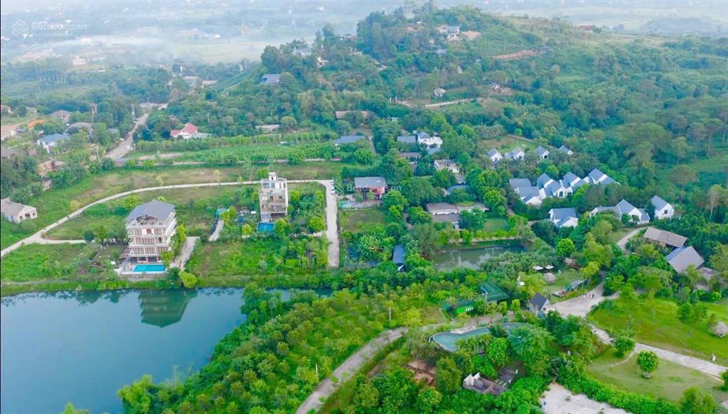 Duy nhất lô đất hồ 2 mặt tiền hiếm nhất yên bài