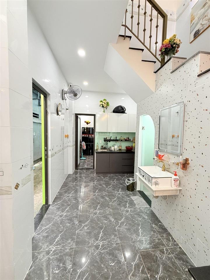 Bán gấp nr tại nguyễn sỹ sách, 5,55 tỷ, 45m2, 3pn, 3wc, chính chủ