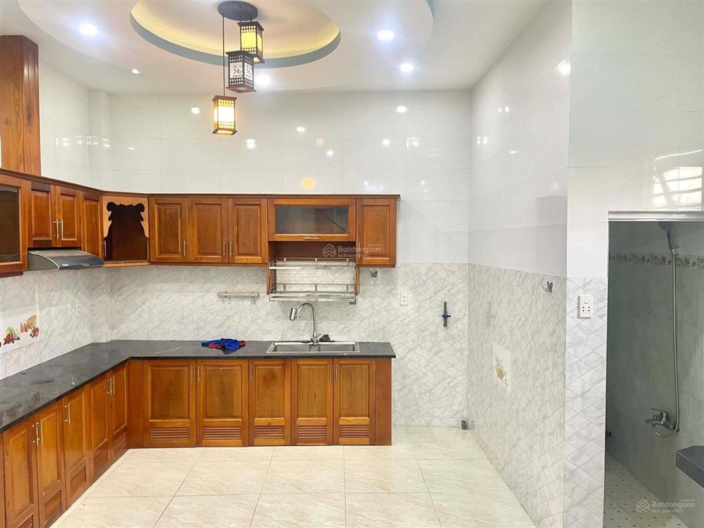 Hàng hiếm tại bình thành, 5 tỷ, 54 m2, 4pn, 4wc, 2 tầng