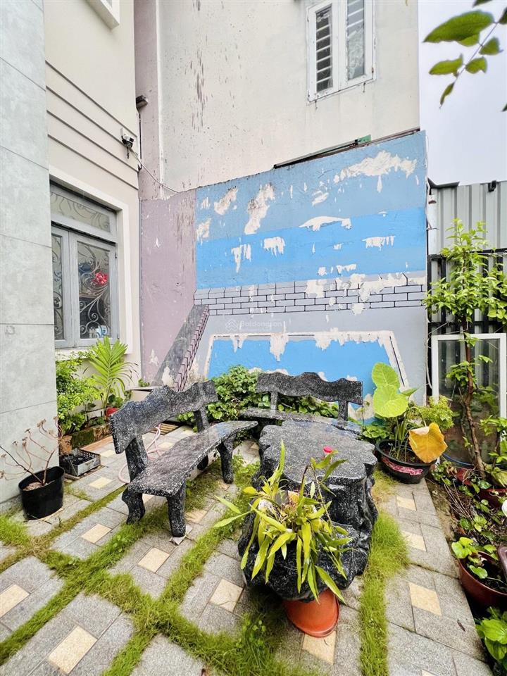 Bán nr đẹp tại mã lò, 8,2 tỷ, 107m2, 3pn + 4wc, nhiều tiện ích