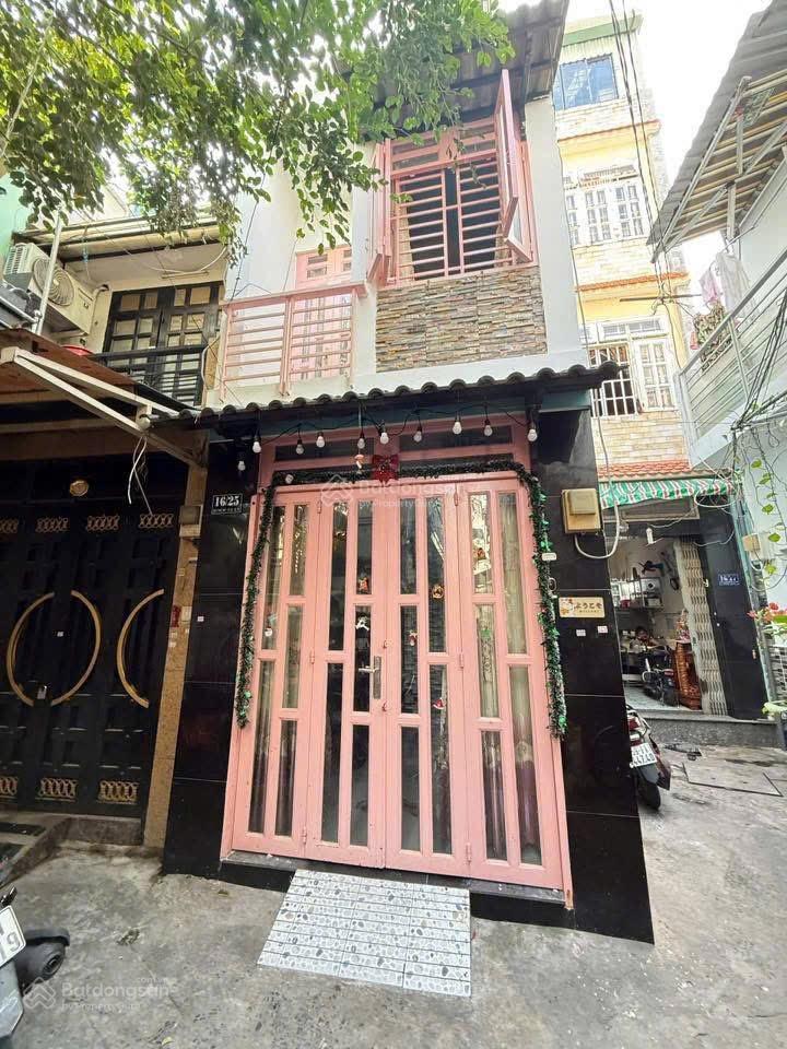 Bán nhà bùi thế mỹ p10 tân bình 3 tầng 3pn giá chỉ 3.35 tỷ có thu nhập 7.5tr/tháng