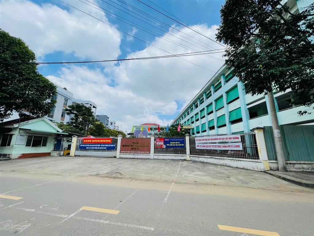 Nhà chính chủ đẹp ngang khủng gần tân kỳ tân quý cơ hội hiếm trong tầm giá hơn 7 tỷ