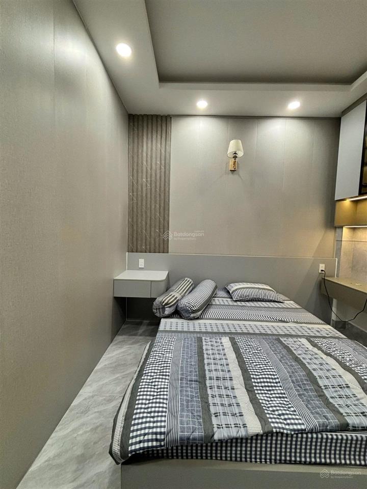 Bán nhà chính chủ 5 tầng có thang máy full nội thất cao cấp chỉ 8.6 tỷ