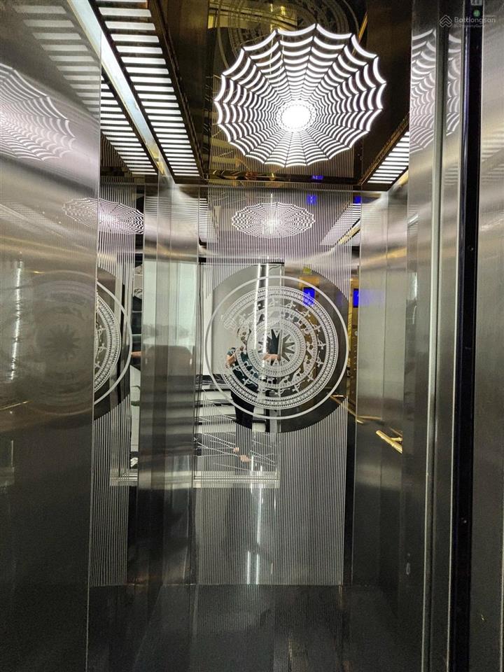 Bán nhà chính chủ 5 tầng có thang máy full nội thất cao cấp chỉ 8.6 tỷ