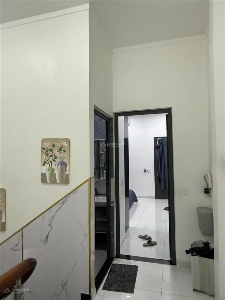 Bán nhà hẻm xe hơi thông tứ hướng lê trọng tấn tân phú nhà mới dọn vào ở ngay