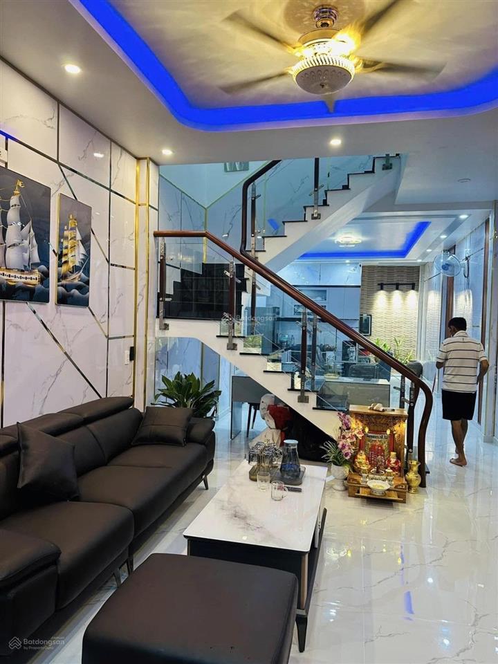 Bán nhà hẻm xe hơi thông tứ hướng lê trọng tấn tân phú nhà mới dọn vào ở ngay