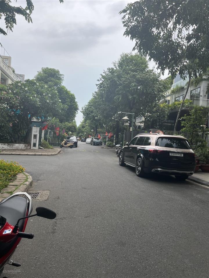 Bán biệt thự hưng thái 1 pmh, q7, tp. hcm. giá rẻ nhất thị trường chỉ 34,5 tỷ.  0981 934 ***