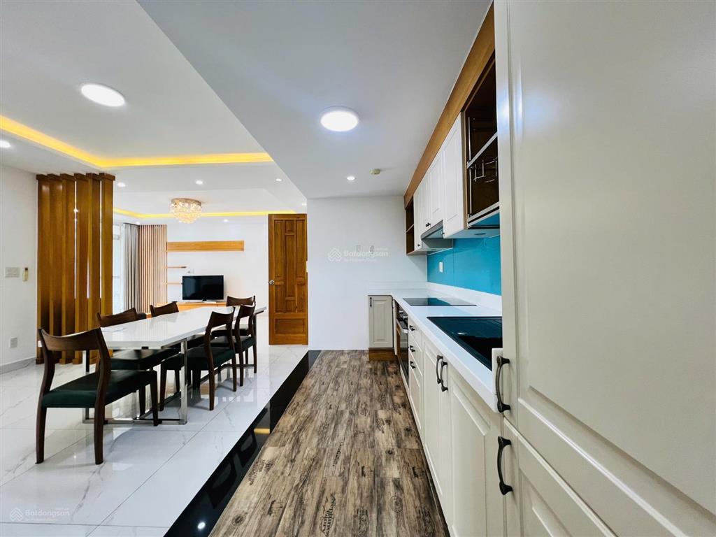 Bán ch 135m2 (3pn, 2wc) happy valleyq7, tp.hcm. view đẹp. giá chỉ 9,9ty.  0981 934 *** ngọc diễm