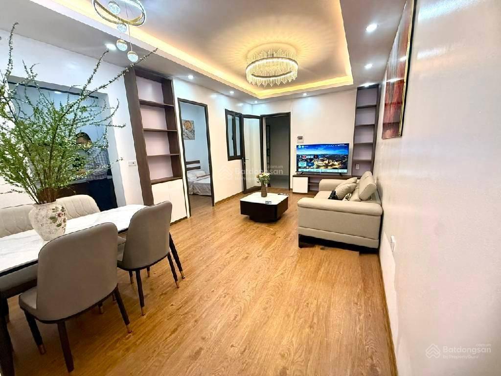 Bán căn hộ tập thể trần quốc hoàn, lô góc, 85m2, 3 ngủ, full đồ. 4.65 tỷ