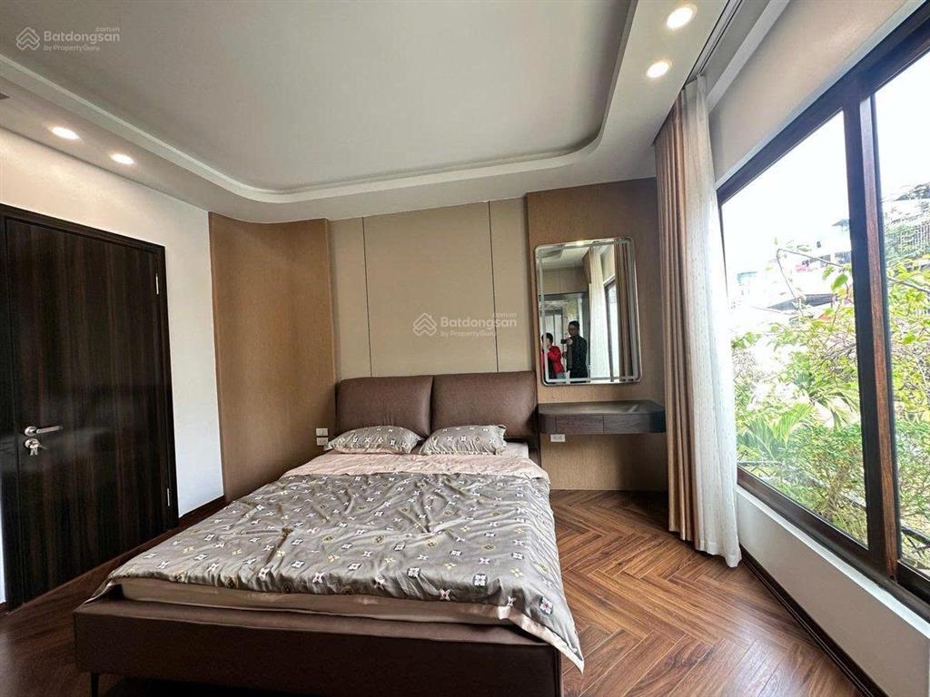 Bán nhà trần duy hưng, 50m2x5 tầng, lô góc, thang máy, gần phố. 12.8 tỷ. e 0982 851 ***