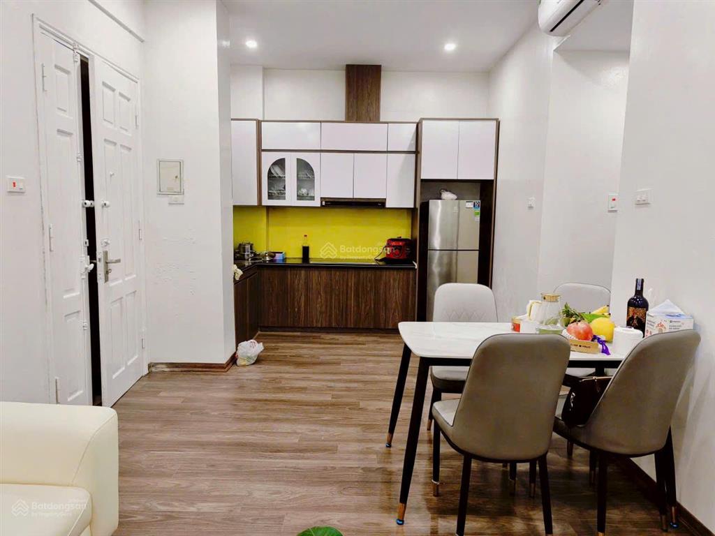 Bán căn hộ chung cư thành phố giao lưu, 72m2, 3 phòng ngủ. 5.5 tỷ,  0982 851 ***