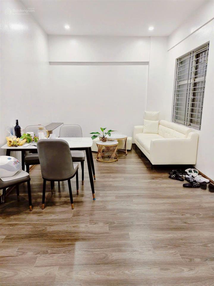 Bán căn hộ chung cư thành phố giao lưu, 72m2, 3 phòng ngủ. 5.5 tỷ,  0982 851 ***