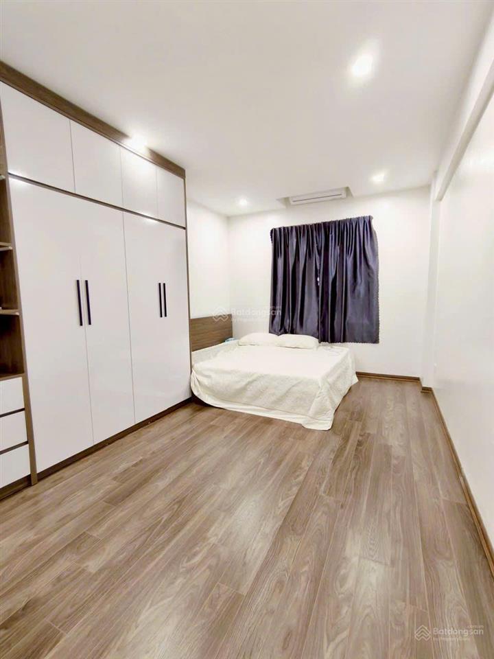 Bán căn hộ chung cư thành phố giao lưu, 72m2, 3 phòng ngủ. 5.5 tỷ,  0982 851 ***