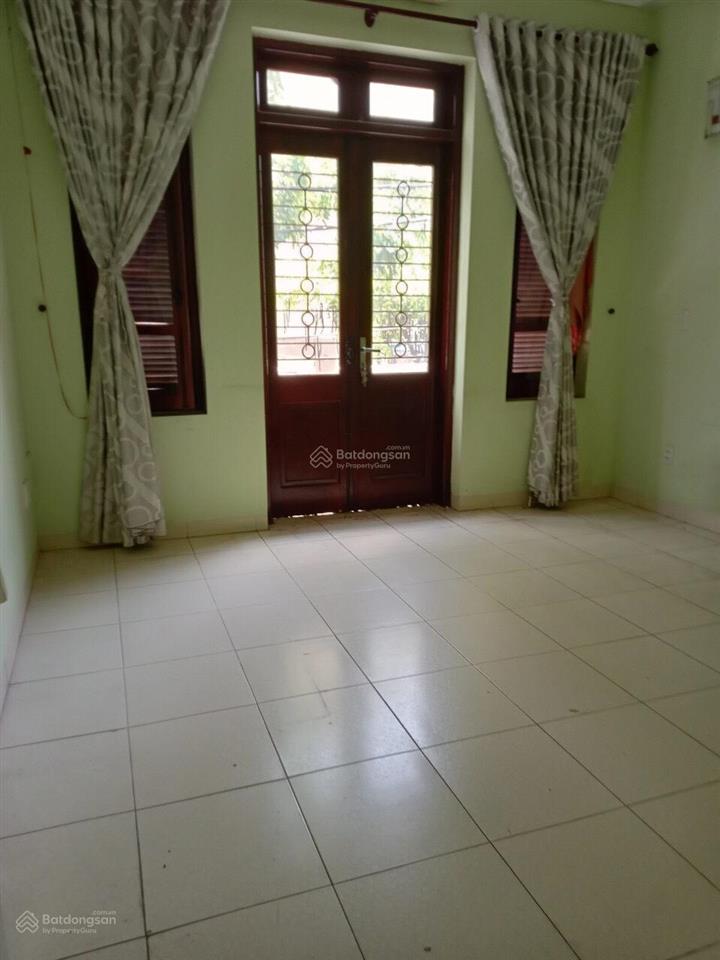 Cho thuê nhà riêng 45m2x3 tầng phố đông quan, lô góc, ôtô vào được, 15 triệu. e 0982 851 ***